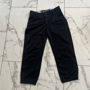 Under Armour Black softball baseball Capris Relaxed Fit